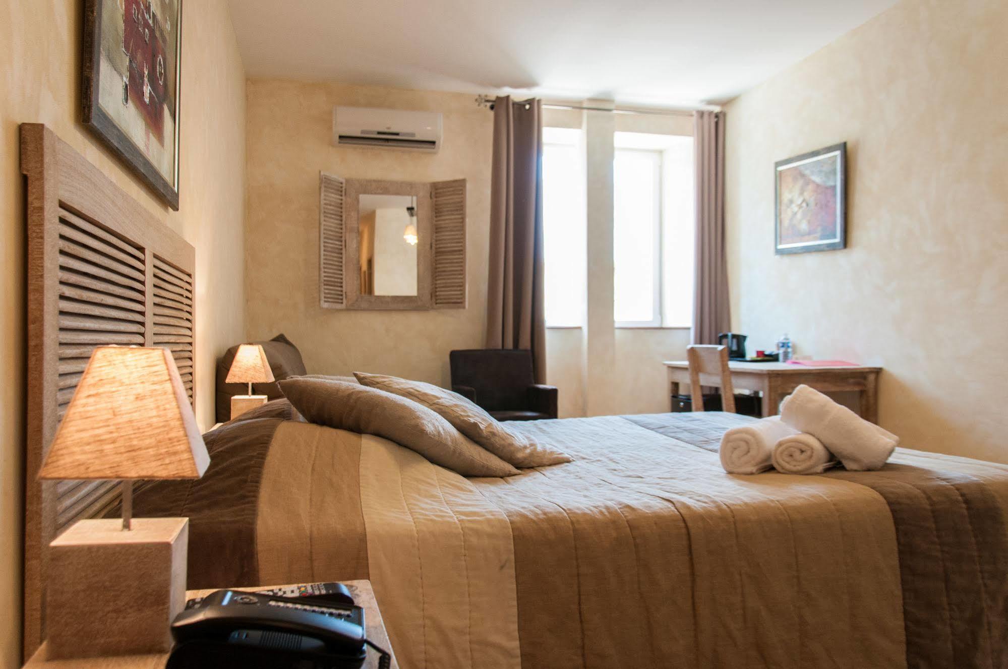 Domaine De La Courbe Hotel Le Lude Kültér fotó