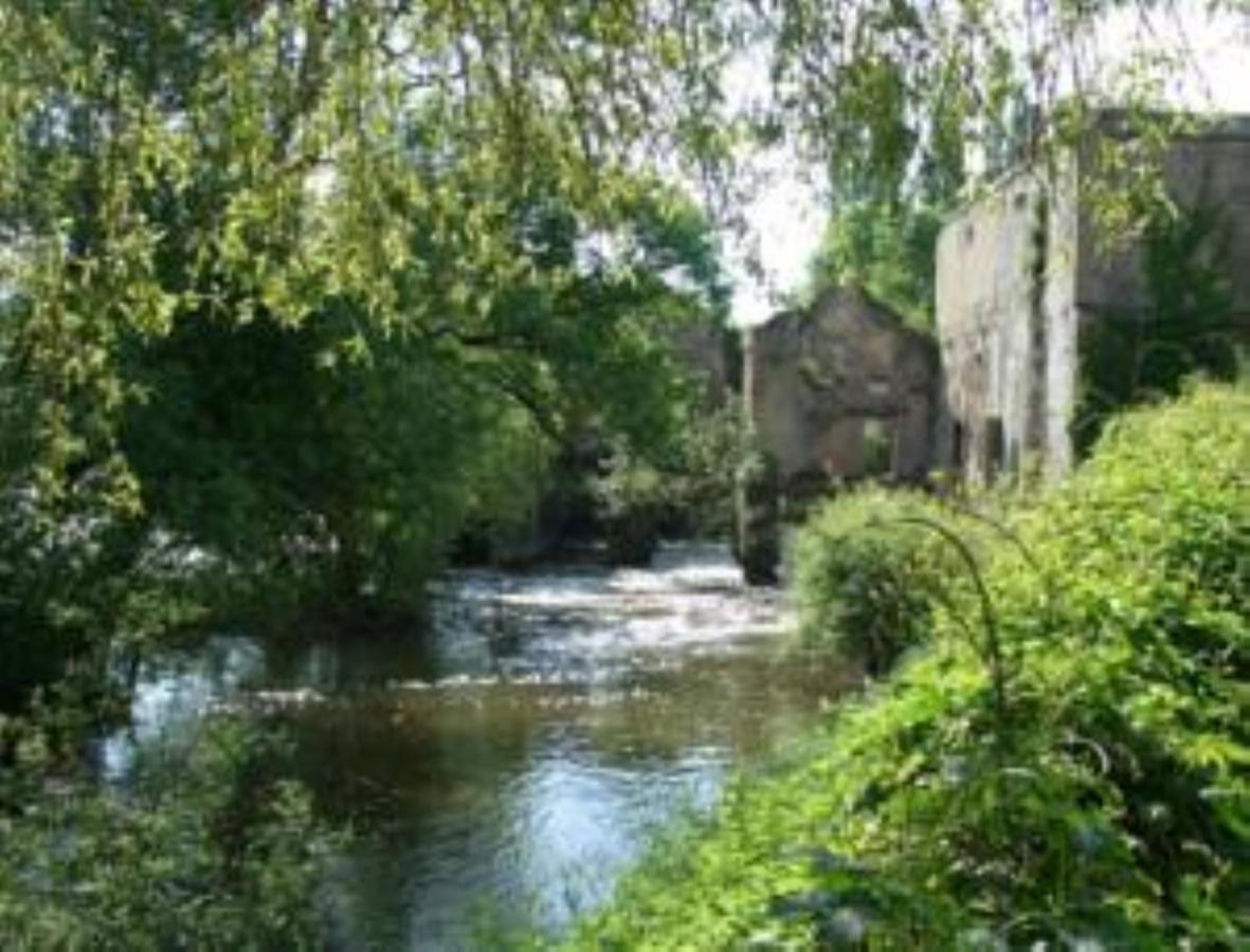Domaine De La Courbe Hotel Le Lude Kültér fotó