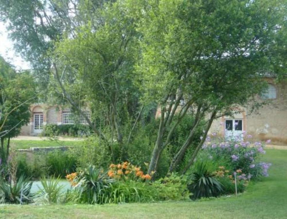 Domaine De La Courbe Hotel Le Lude Kültér fotó